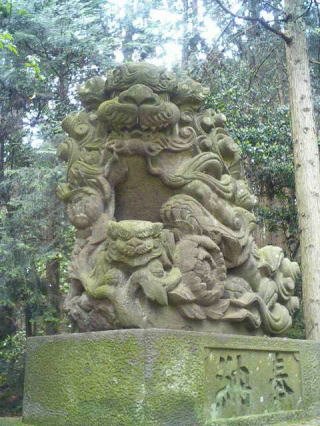 智賀津神社（狭間田）の狛犬　２