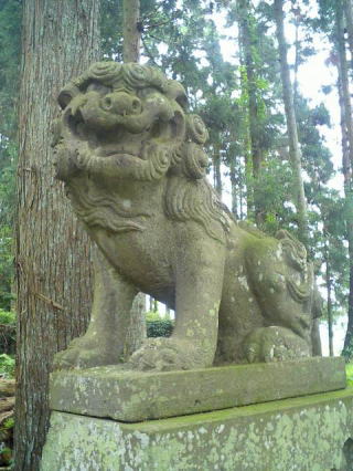 住吉神社（見野）の狛犬　２