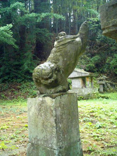 健武山湯泉神社（芦野）の狛犬　５